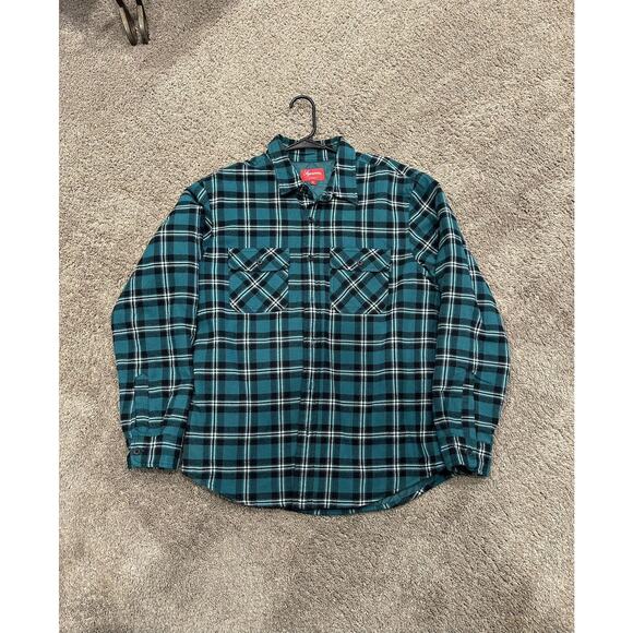 Supreme Arc Logo Quilted Flannel - Picture 2 of 3